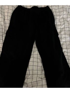 Aritzia Black Cargo Sweatpants Straight Cozy Fleece